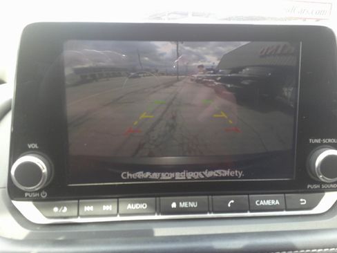 Used 2021 Subaru Forester Premium image 29