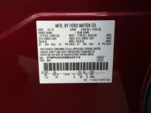 Used 2021 Ford Edge Titanium w/ Equipment Group 301A AWD/4WD image 33