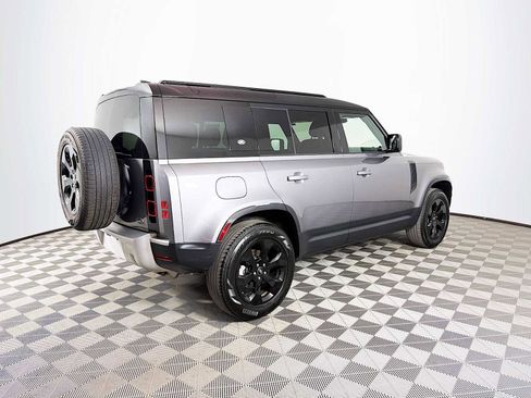 Used 2022 Land Rover Defender 110 S AWD/4WD image 5