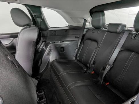 Used 2024 MAZDA CX-90 3.3 Turbo w/ Preferred Plus image 19