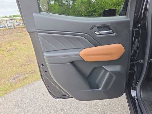 New 2026 GMC Canyon AT4 image 9