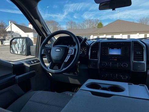 Used 2018 Ford F150 XLT image 30