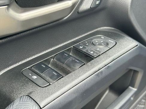 Certified 2025 Toyota 4Runner Limited AWD/4WD image 25