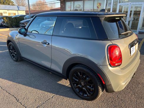 Used 2015 MINI Cooper S image 12