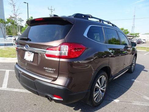 Used 2019 Subaru Ascent Touring w/ Popular Package #3 AWD/4WD image 4