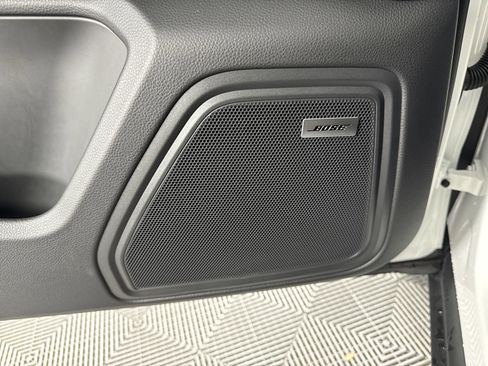 Certified 2025 Porsche Macan image 21