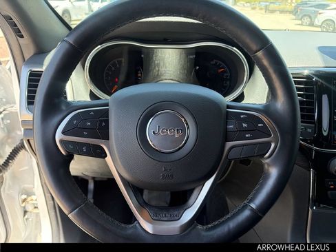 Used 2022 Jeep Grand Cherokee Laredo X RWD image 14