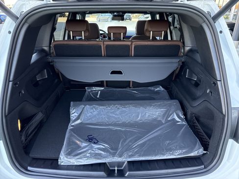 New 2026 Mercedes-Benz GLB 250 image 14