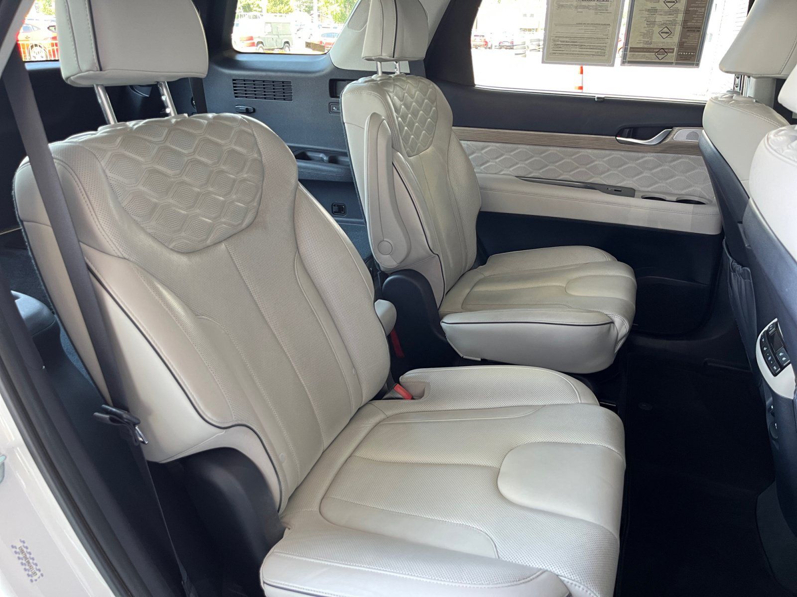 Used 2022 Hyundai Palisade Calligraphy AWD/4WD image 18