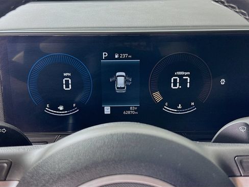 Used 2024 Hyundai Kona SEL AWD/4WD image 23