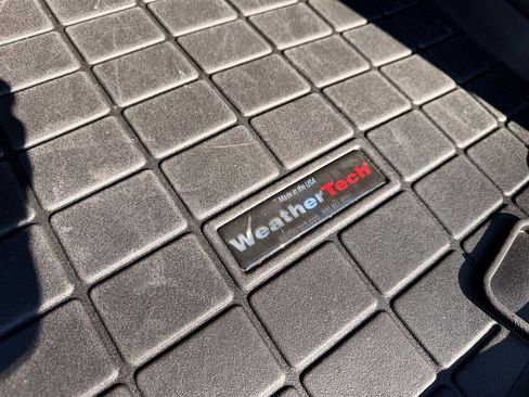 Used 2019 Lincoln Nautilus Reserve image 19