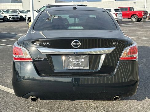 Used 2015 Nissan Altima 2.5 SV w/ Convenience Package image 6