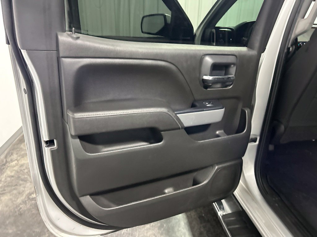 Used 2017 Chevrolet Silverado 1500 LT w/ All Star Edition AWD/4WD image 15