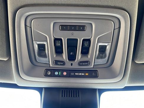 Used 2022 GMC Sierra 1500 Elevation w/ Elevation Premium Package image 29