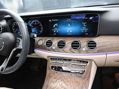Used 2023 Mercedes-Benz E 350 Sedan image 28