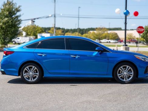 Used 2018 Hyundai Sonata Limited w/ Cargo Package FWD image 8