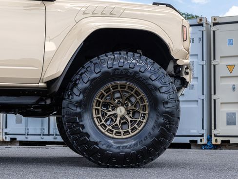 New 2025 Ford Bronco Raptor AWD/4WD image 16