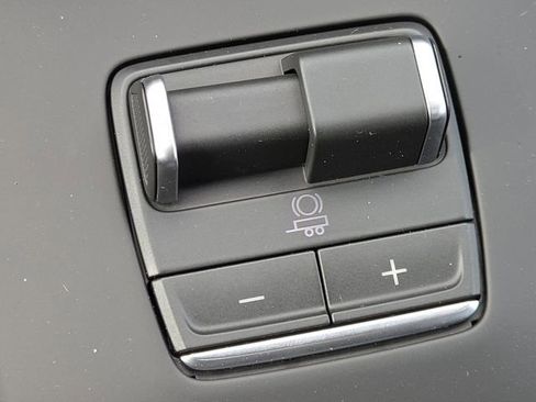 New 2026 GMC Sierra 2500 AT4X w/ AT4X AEV Edition image 8