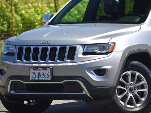 Used 2015 Jeep Grand Cherokee Limited w/ Luxury Group II AWD/4WD image 5