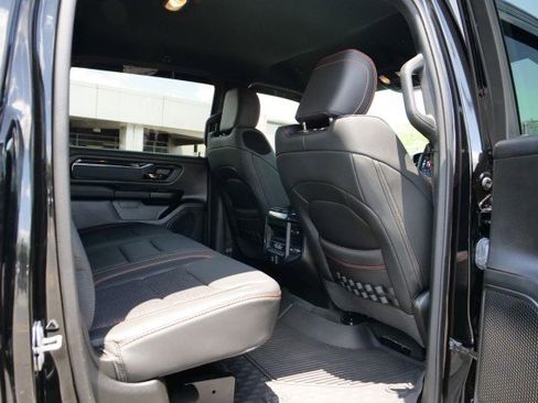 Used 2022 RAM 1500 Big Horn w/ Built-to-serve Edition AWD/4WD image 34