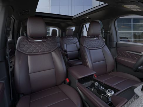 New 2026 Ford Explorer Platinum w/ LUX Leather Package AWD/4WD image 39