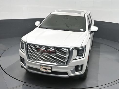 Used 2022 GMC Yukon XL Denali AWD/4WD image 43