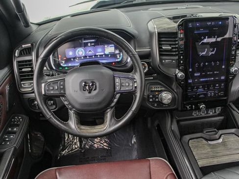 Used 2025 RAM 1500 Limited AWD/4WD image 34