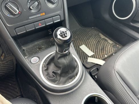 Used 2015 Volkswagen Beetle TDI image 5