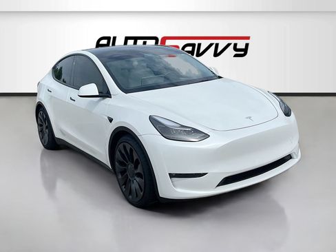 Used 2024 Tesla Model Y Performance AWD/4WD image 1