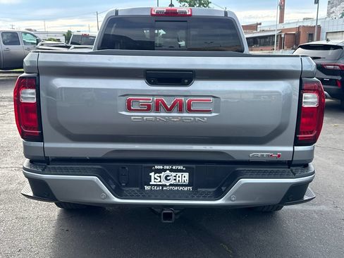 Used 2023 GMC Canyon AT4 w/ AT4 Premium Package AWD/4WD image 8