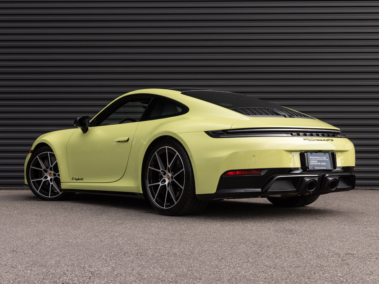 Certified 2025 Porsche 911 Carrera 4 GTS AWD/4WD image 3
