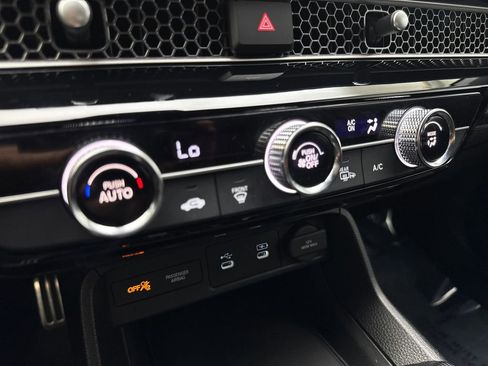 Used 2025 Honda Civic Sport image 66