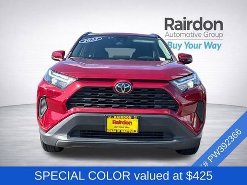 Used 2023 Toyota RAV4 XLE AWD/4WD image 2