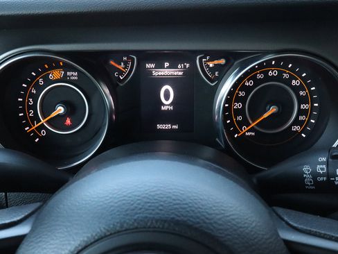 Used 2022 Jeep Wrangler Sport image 29