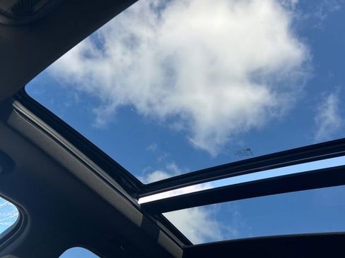 Certified 2024 Cadillac XT6 Sport w/ LPO, Onyx Lite Package AWD/4WD image 15