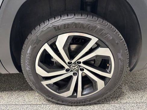 Used 2021 Volkswagen Atlas SEL Premium AWD/4WD image 15
