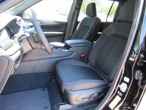 New 2026 Jeep Grand Cherokee L Laredo AWD/4WD image 18
