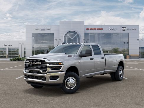 New 2026 RAM 3500 Tradesman AWD/4WD image 29