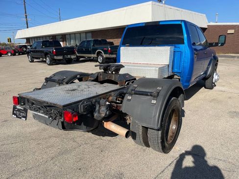 Used 2021 RAM 5500 Tradesman w/ Safety Group image 5