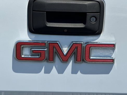 Used 2014 GMC Sierra 1500 SLE w/ Suspension Package, Off-Road RWD image 32