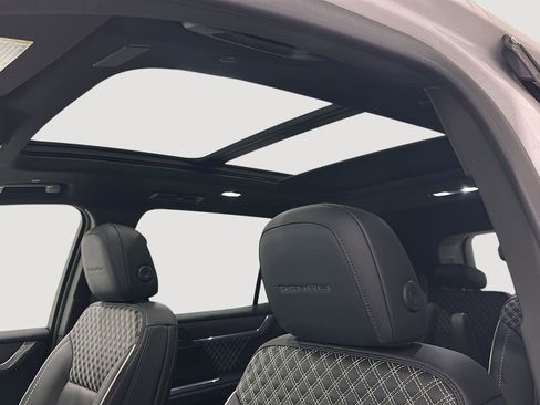 Used 2024 GMC Acadia Denali w/ Super Cruise Package image 20