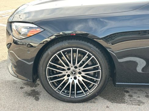 Certified 2025 Mercedes-Benz C 300 4MATIC Sedan image 10