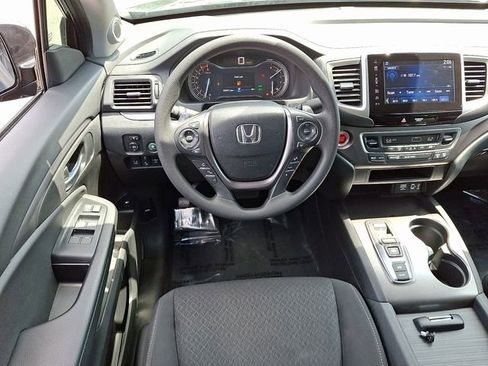 Used 2020 Honda Ridgeline Sport image 14
