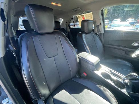 Used 2017 Chevrolet Equinox LT w/ Midnight Edition image 29