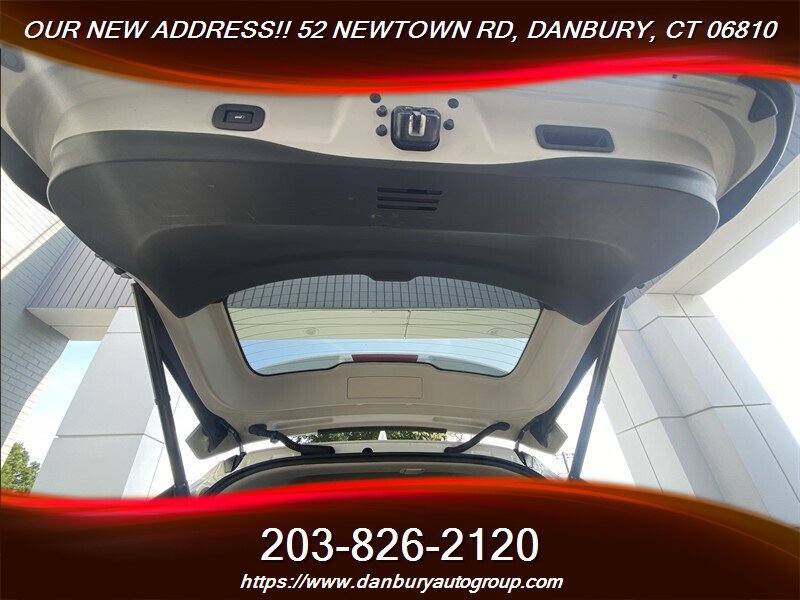 Used 2017 Nissan Rogue SV AWD/4WD image 19
