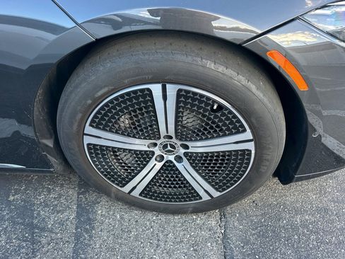 Used 2023 Mercedes-Benz EQS 450+ Sedan image 4