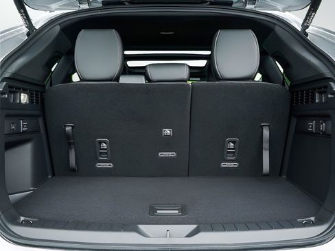 New 2025 MAZDA CX-90 Plug-In Hybrid w/ Premium Plus image 8