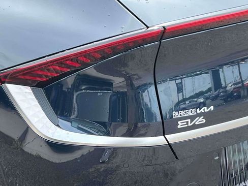 Used 2024 Kia EV6 Wind RWD image 35