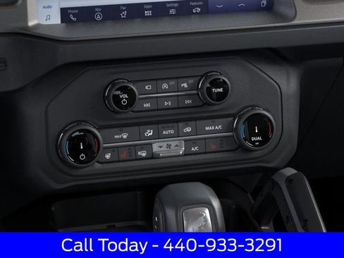 New 2026 Ford Bronco Badlands AWD/4WD image 18