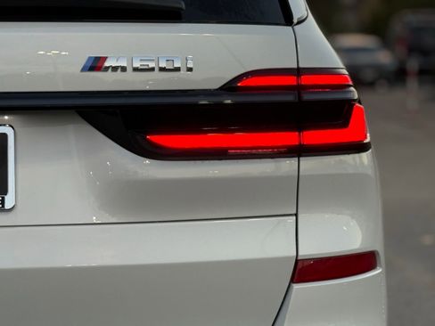 New 2026 BMW X7 M60i image 14